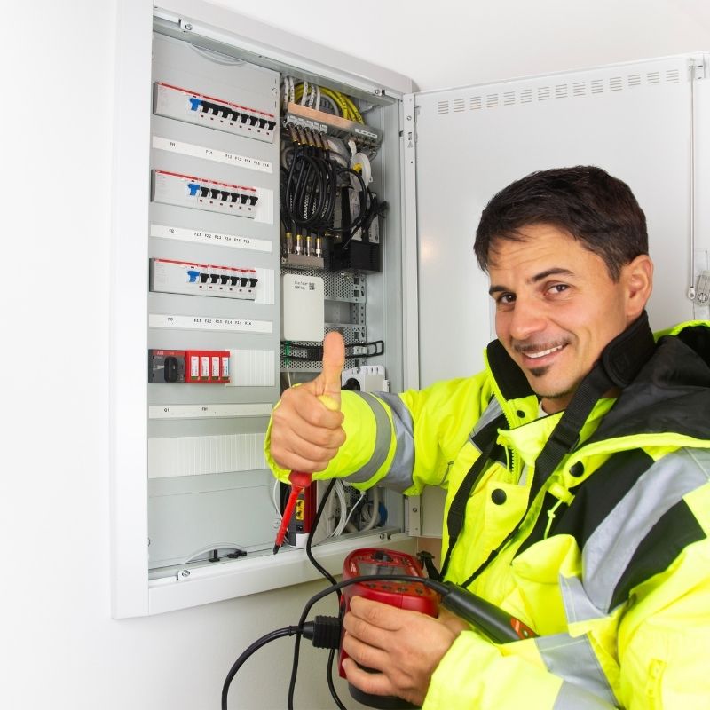 Portrét elektrikáře Petra